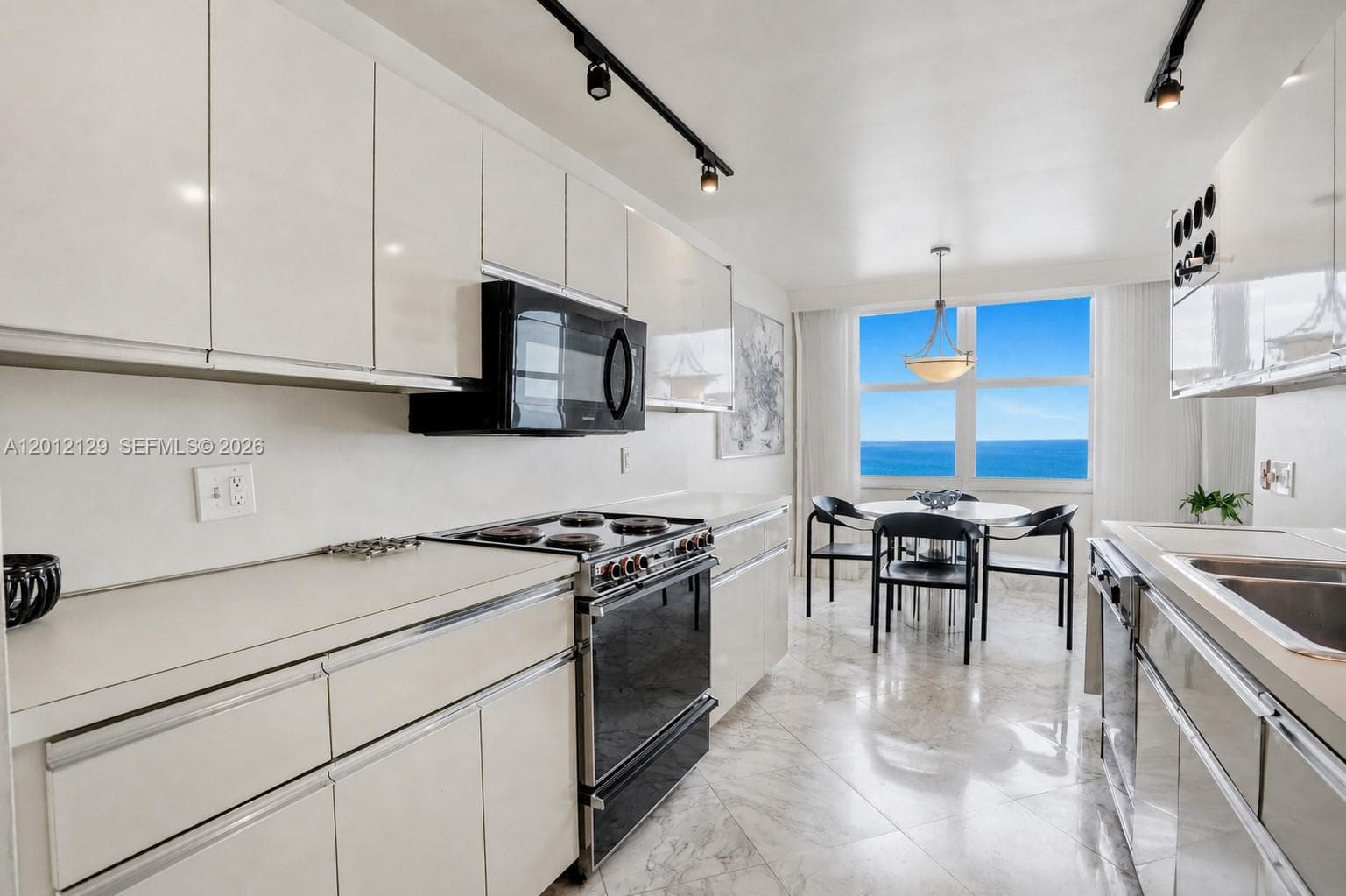 2751 S Ocean Dr 1805S photo 11