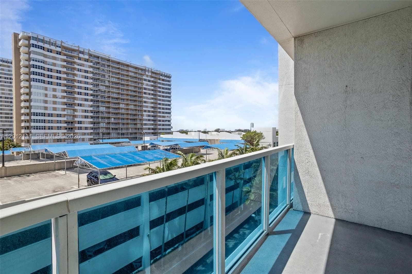 1945 Ocean Dr 503 photo 6