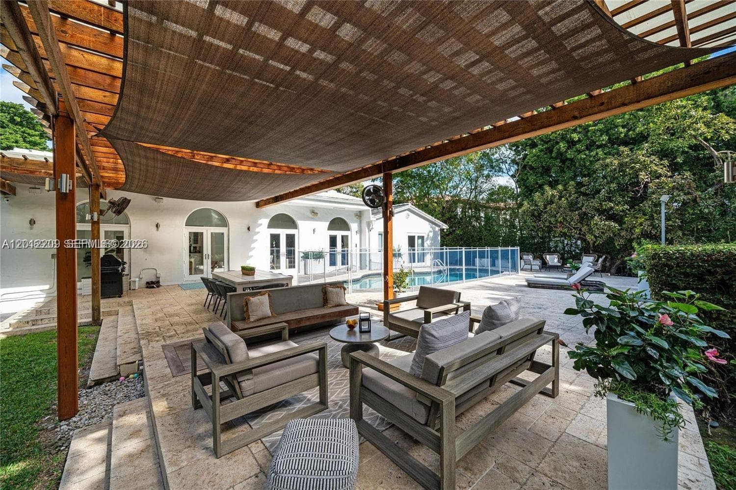 530 Sabal Palm Rd photo 16