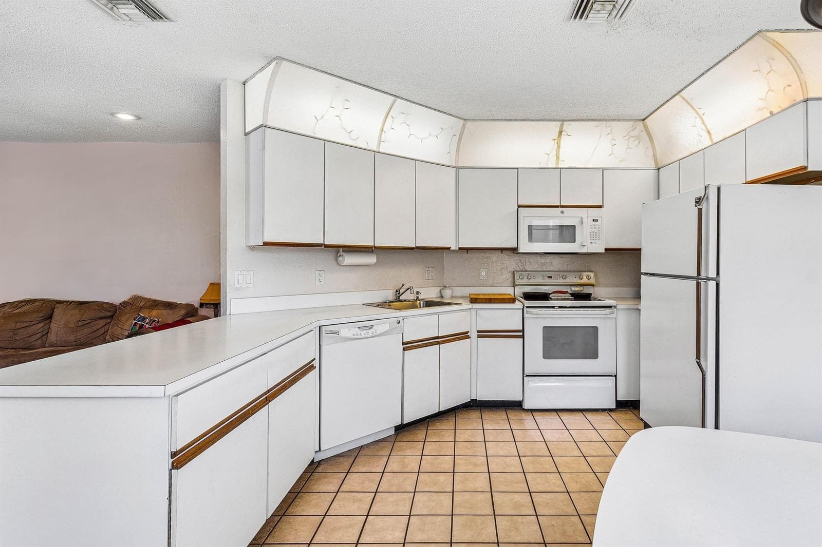9792 Majorca Place photo 13
