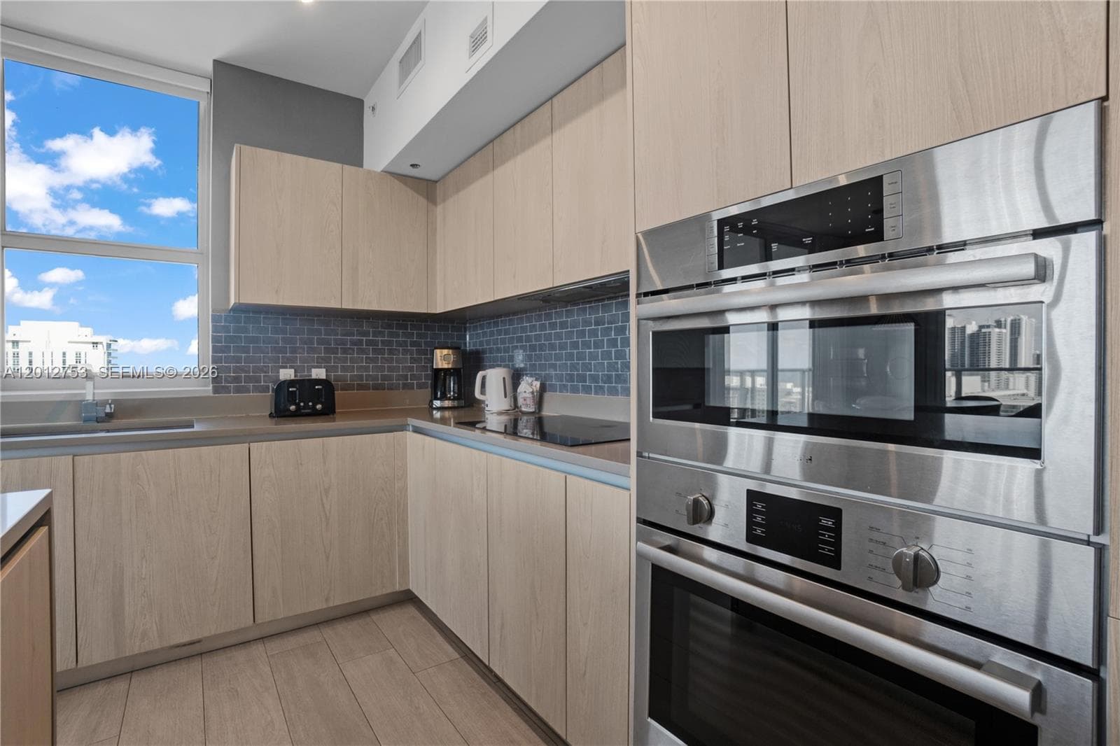 4010 S Ocean Dr R1801 photo 6