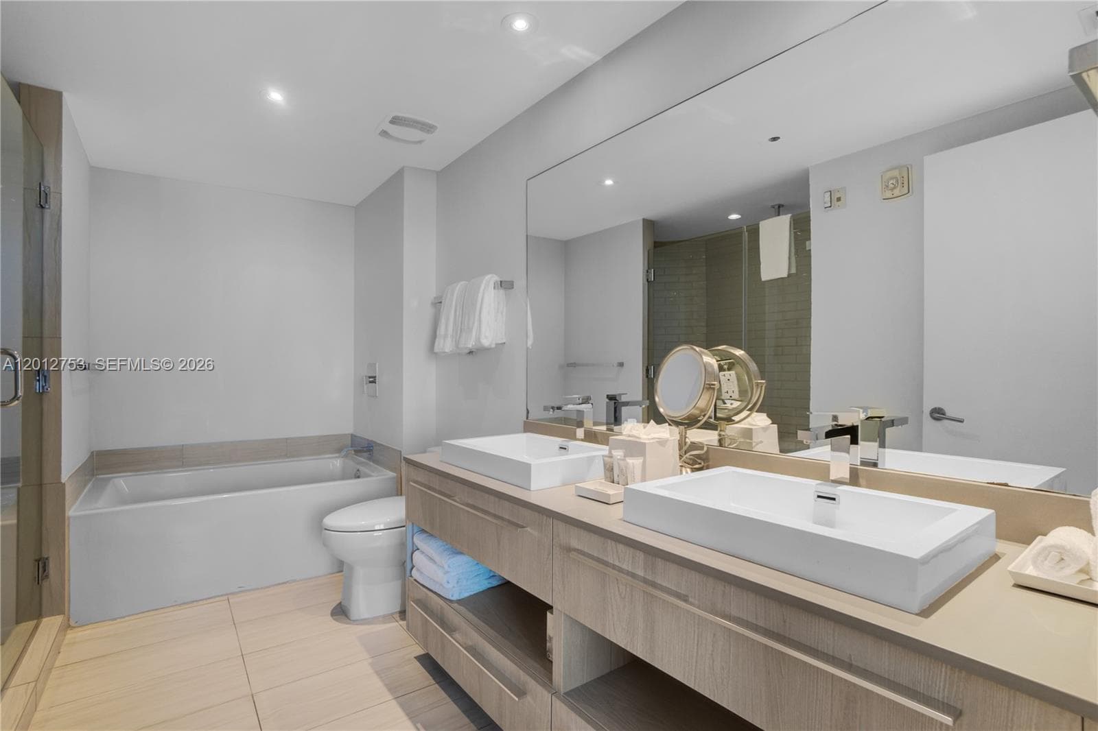 4010 S Ocean Dr R1801 photo 15