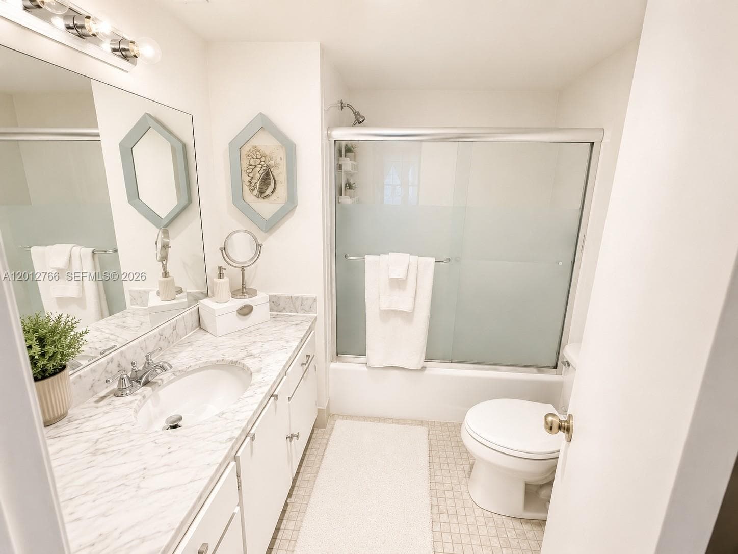 2780 NE 183rd St 710 photo 11