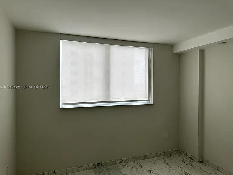 345 Ocean Dr 519 photo 12