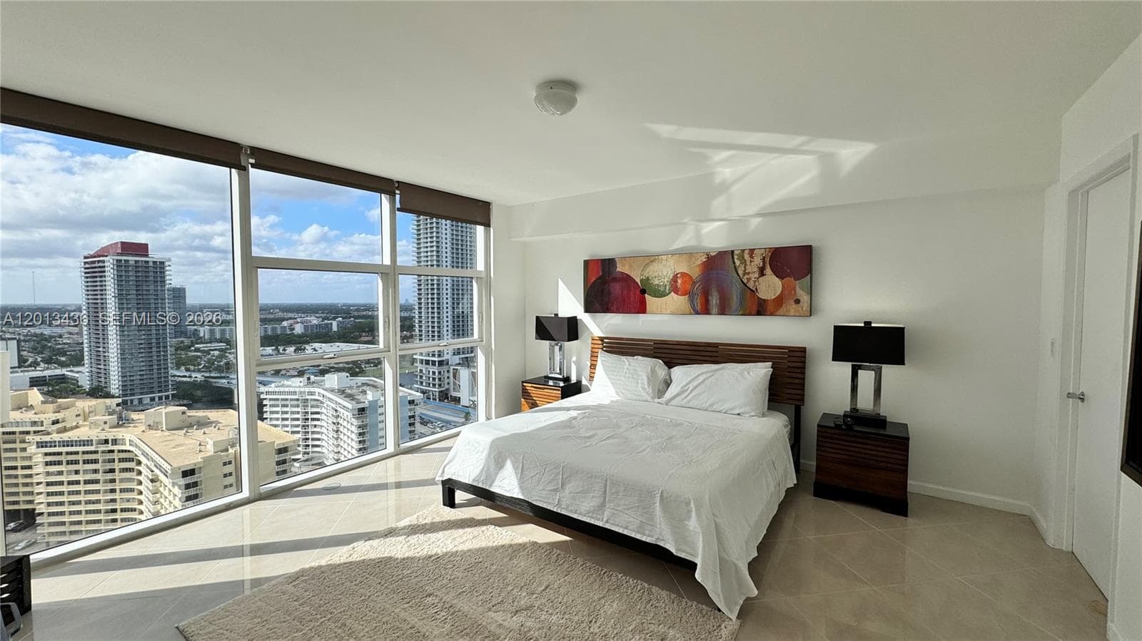 1830 Ocean Dr 2407 photo 22