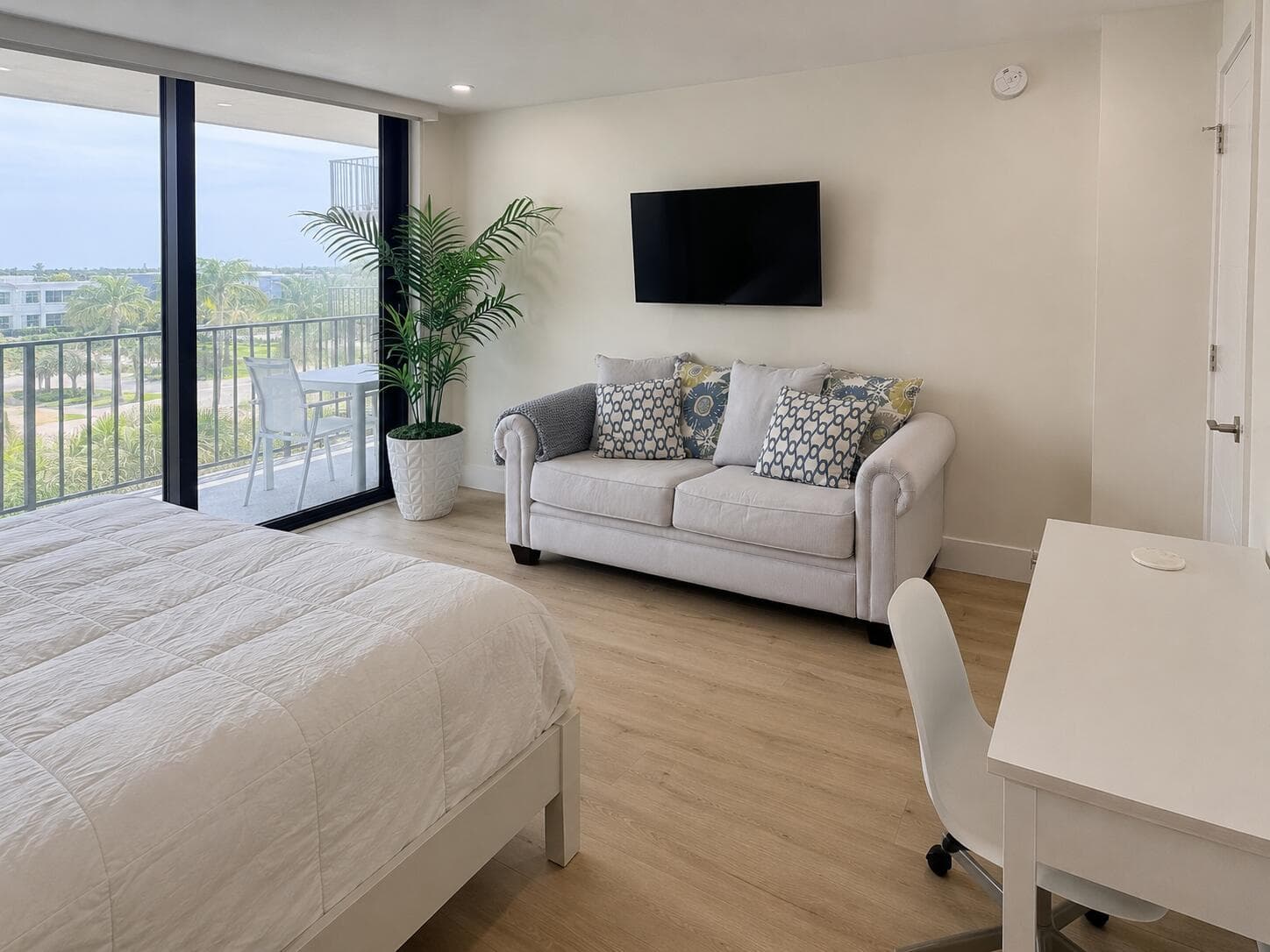 3460 S Ocean Boulevard 4150 photo 16