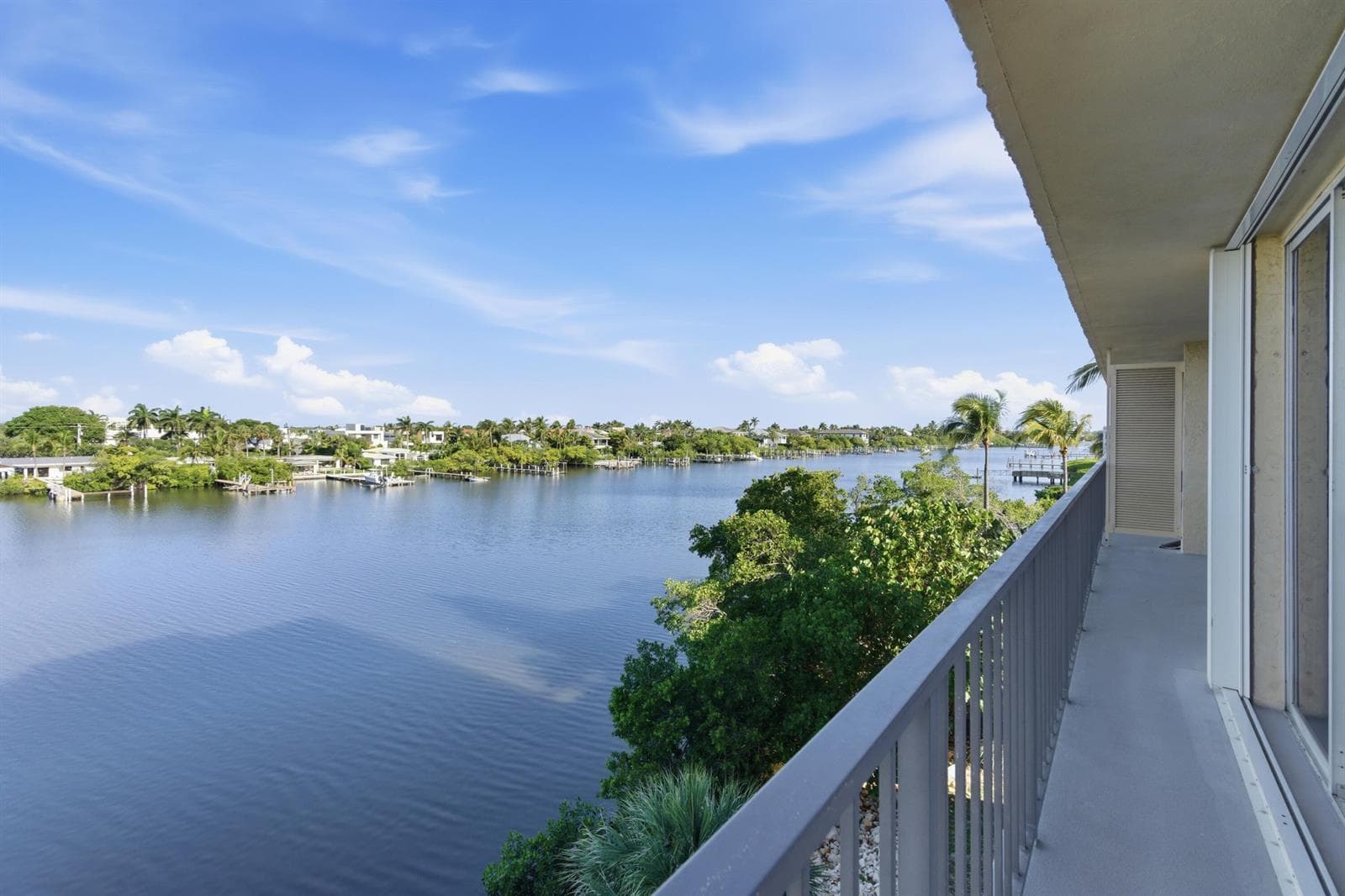 3581 S Ocean Boulevard Apt 4e photo 6