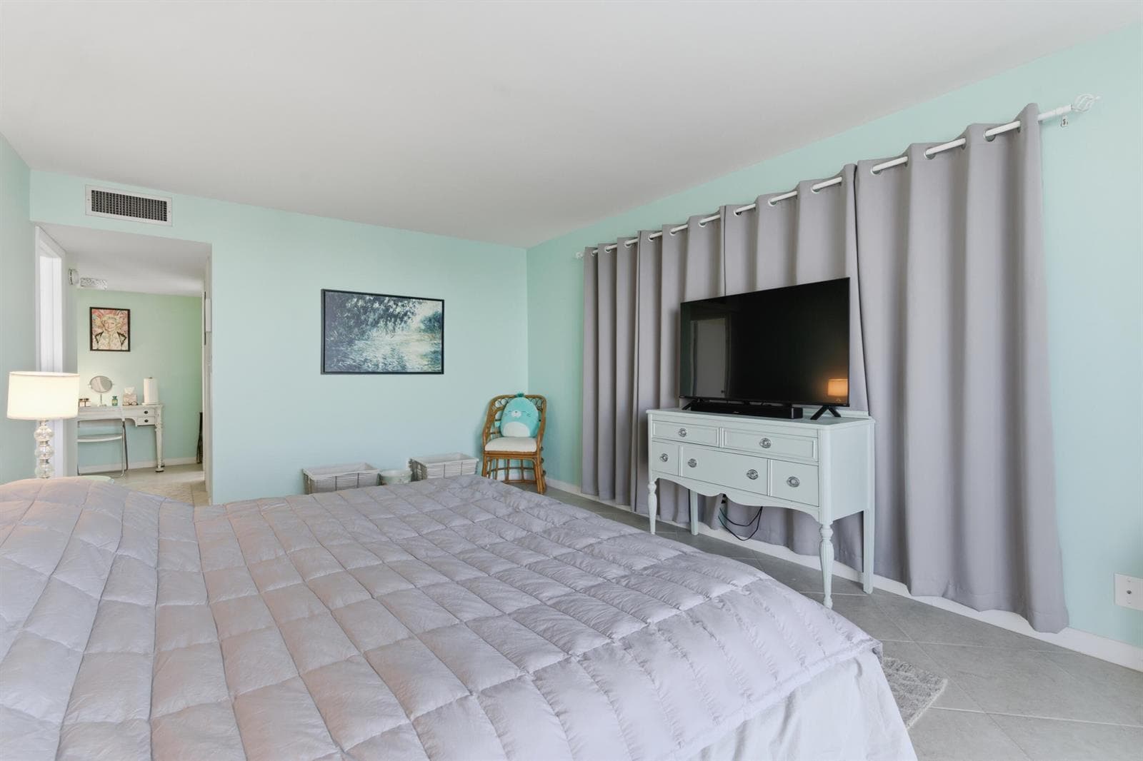 3581 S Ocean Boulevard Apt 4e photo 22