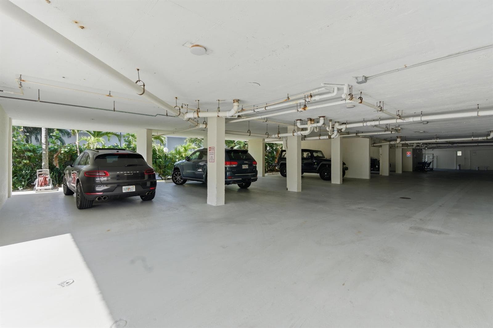 3581 S Ocean Boulevard Apt 4e photo 5