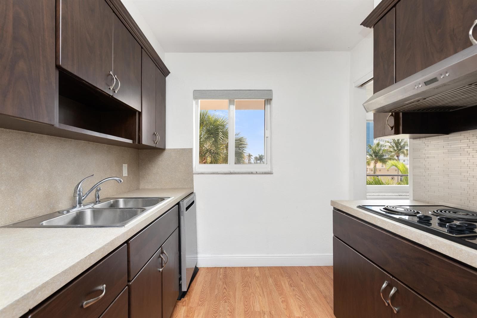 401 N Riverside Drive 406 photo 16