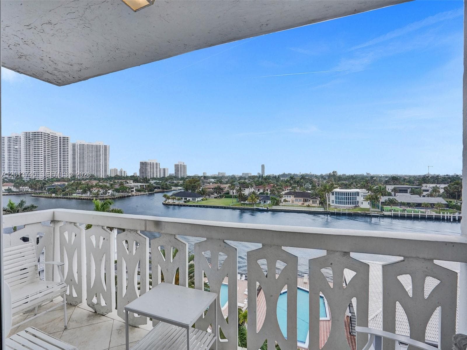 3113 S Ocean Dr 710 photo 1