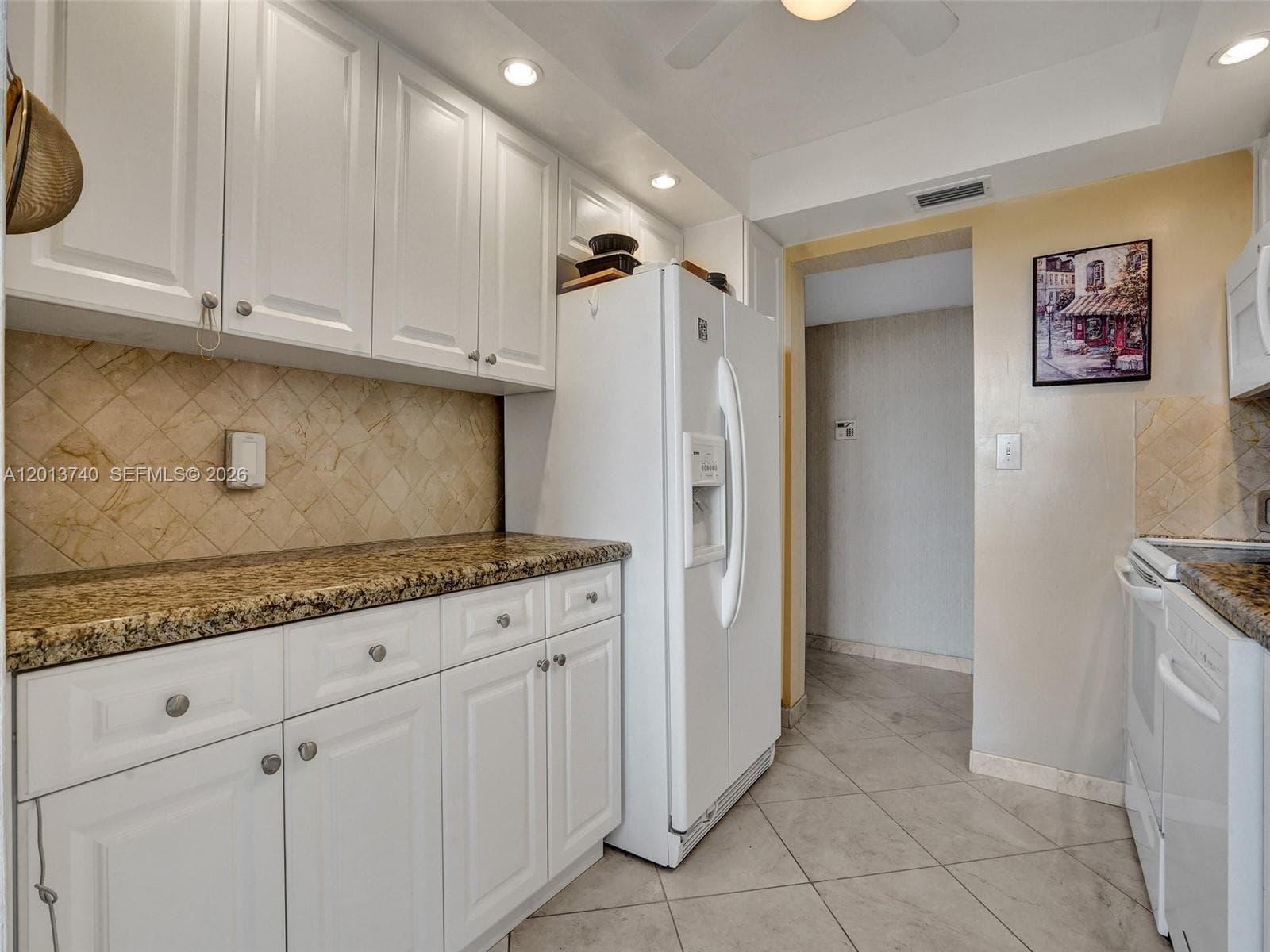 3113 S Ocean Dr 710 photo 18