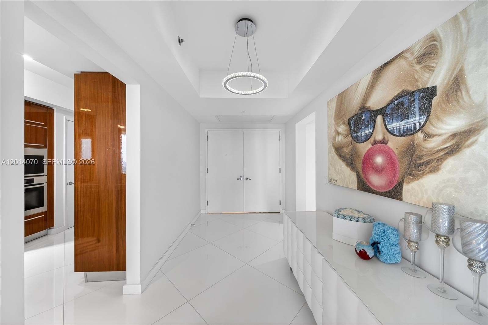2711 S Ocean Dr 1901 photo 7