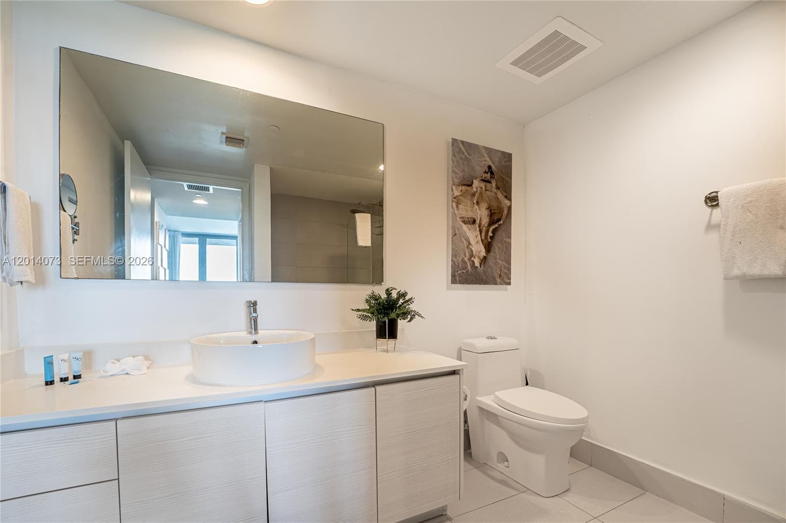 2602 E Hallandale Beach Blvd R806 photo 19