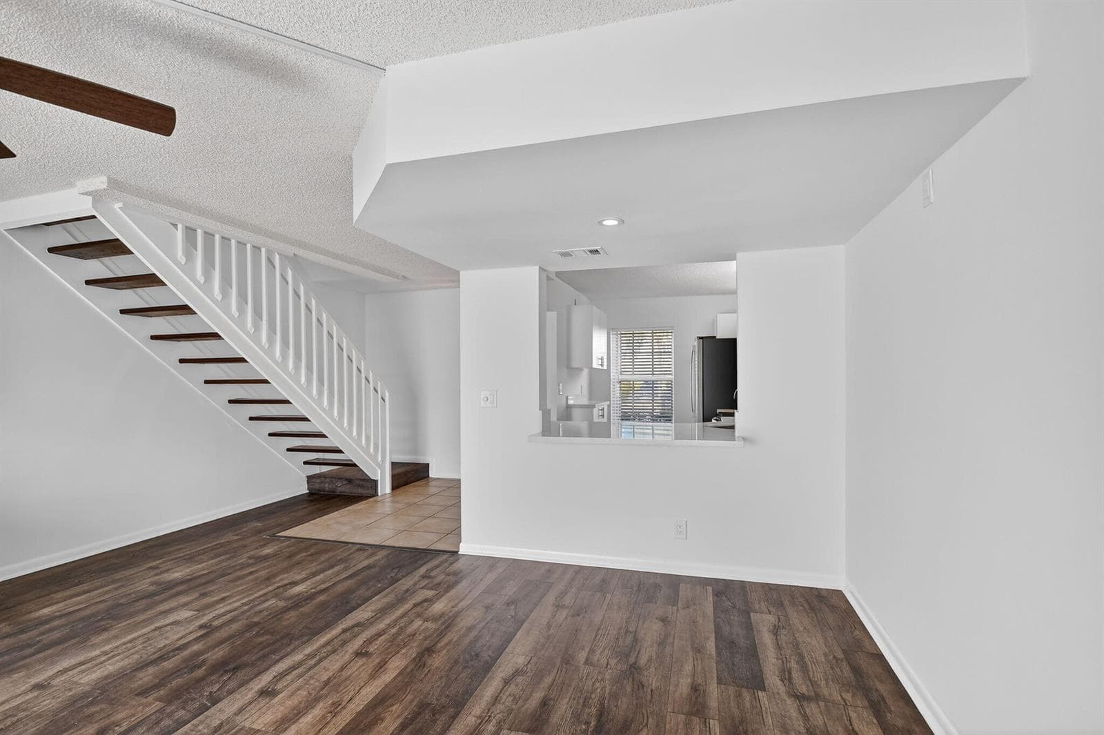 212 Foxtail Drive G photo 8