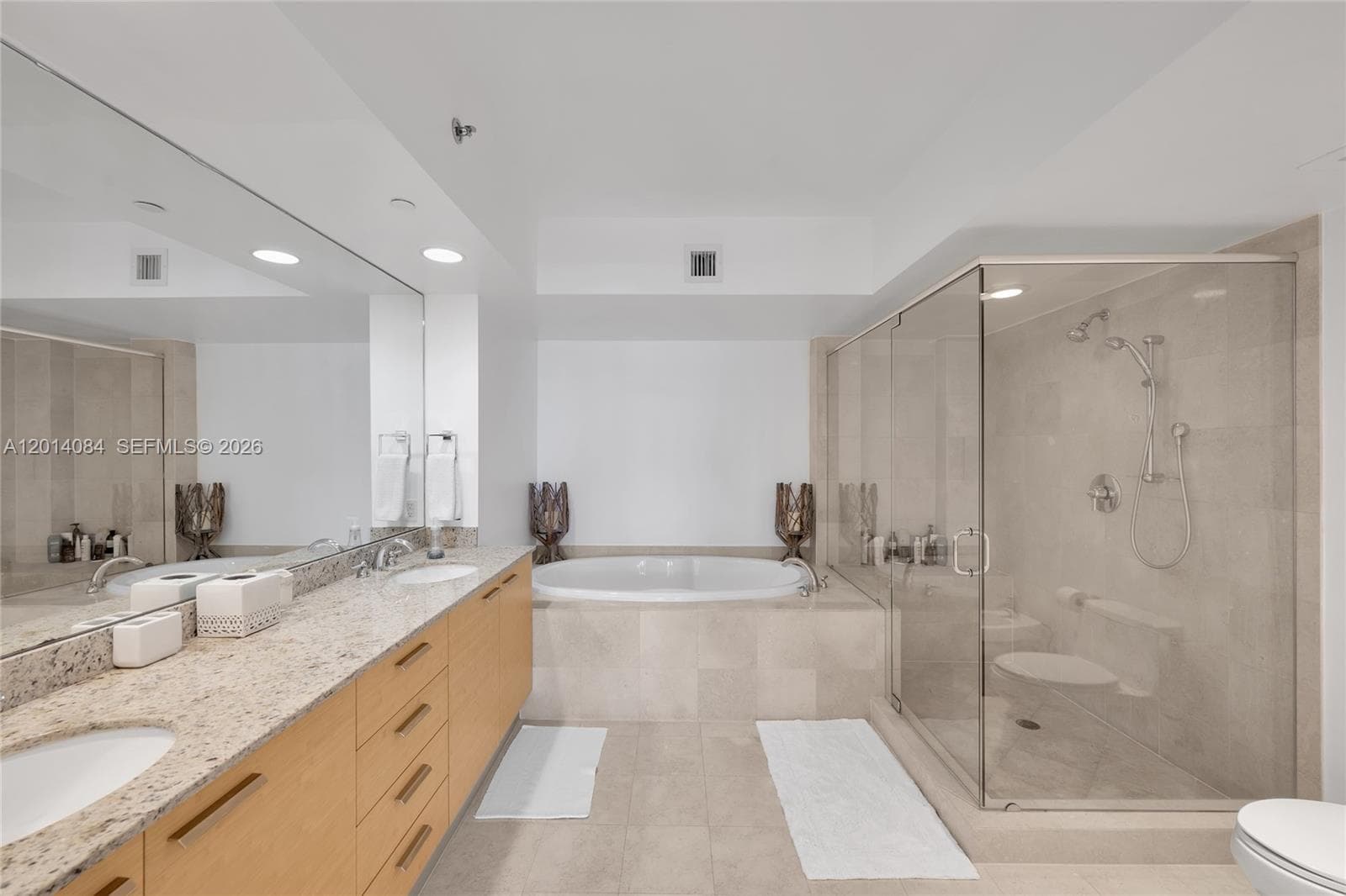 1830 S Ocean Dr 1703 photo 18