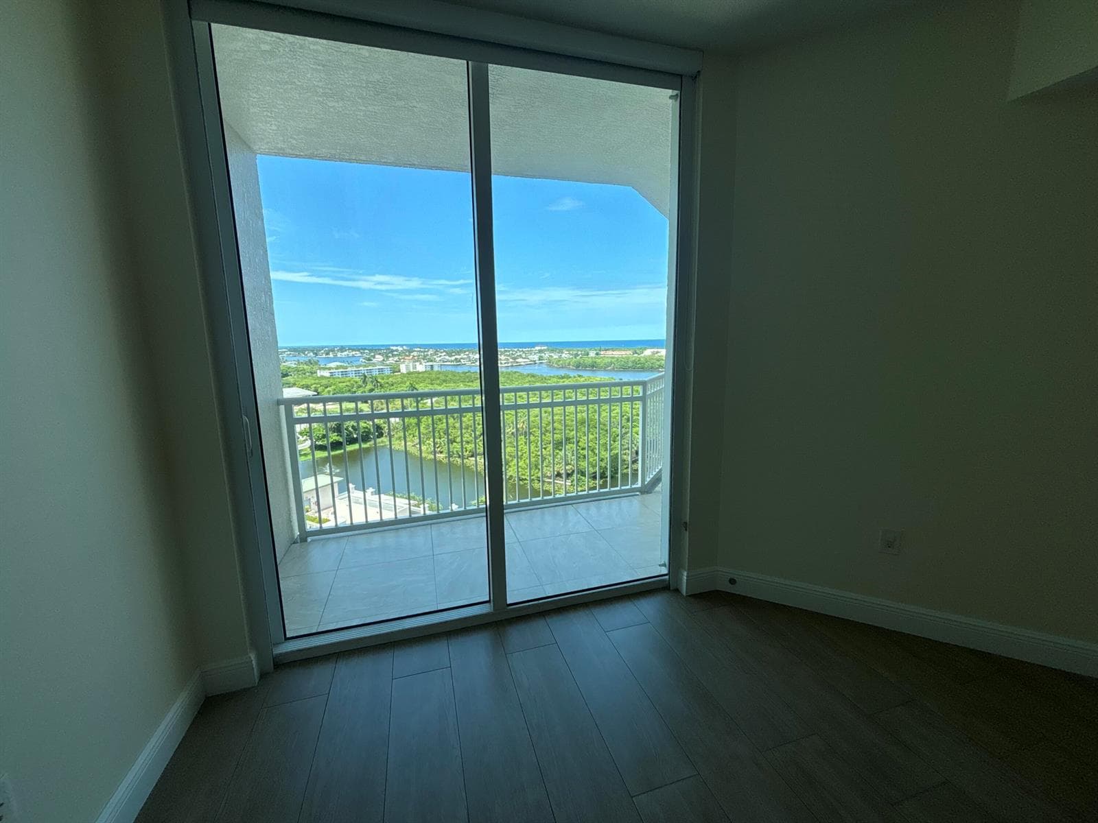 350 N Federal Highway Unit 1209 photo 8