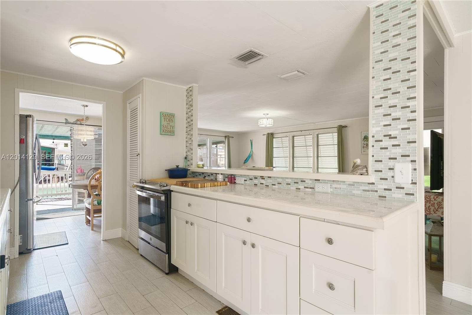 205 Humpty Dumpty Dr photo 6