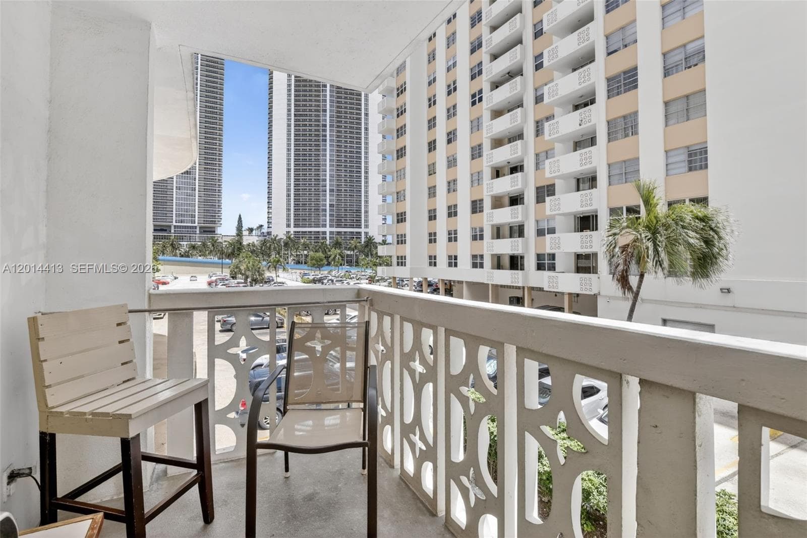 1817 S Ocean Dr 225 photo 5