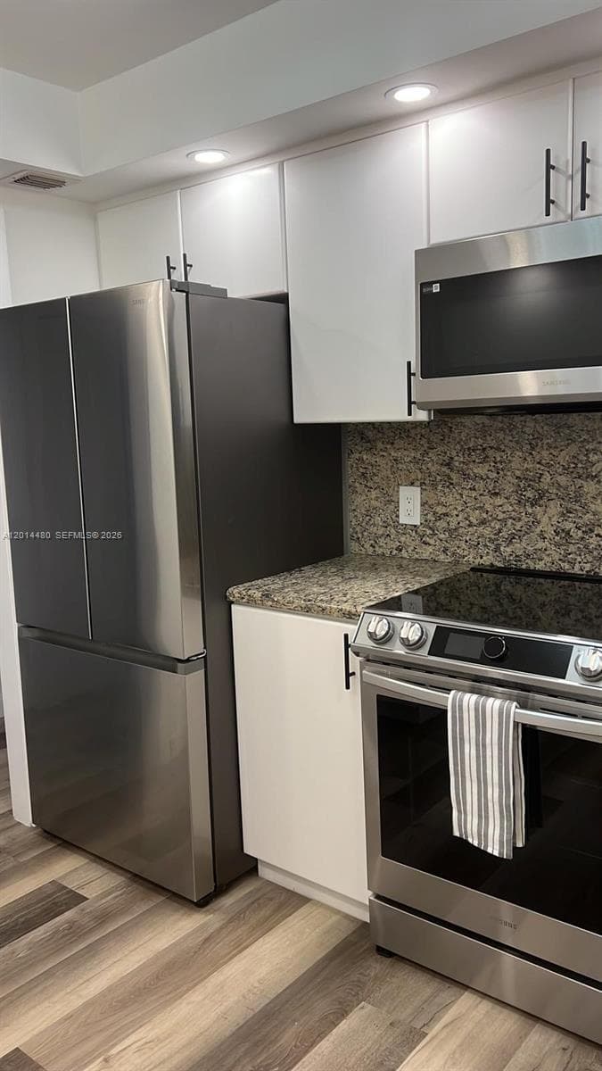 3800 S Ocean Dr 1808 photo 5