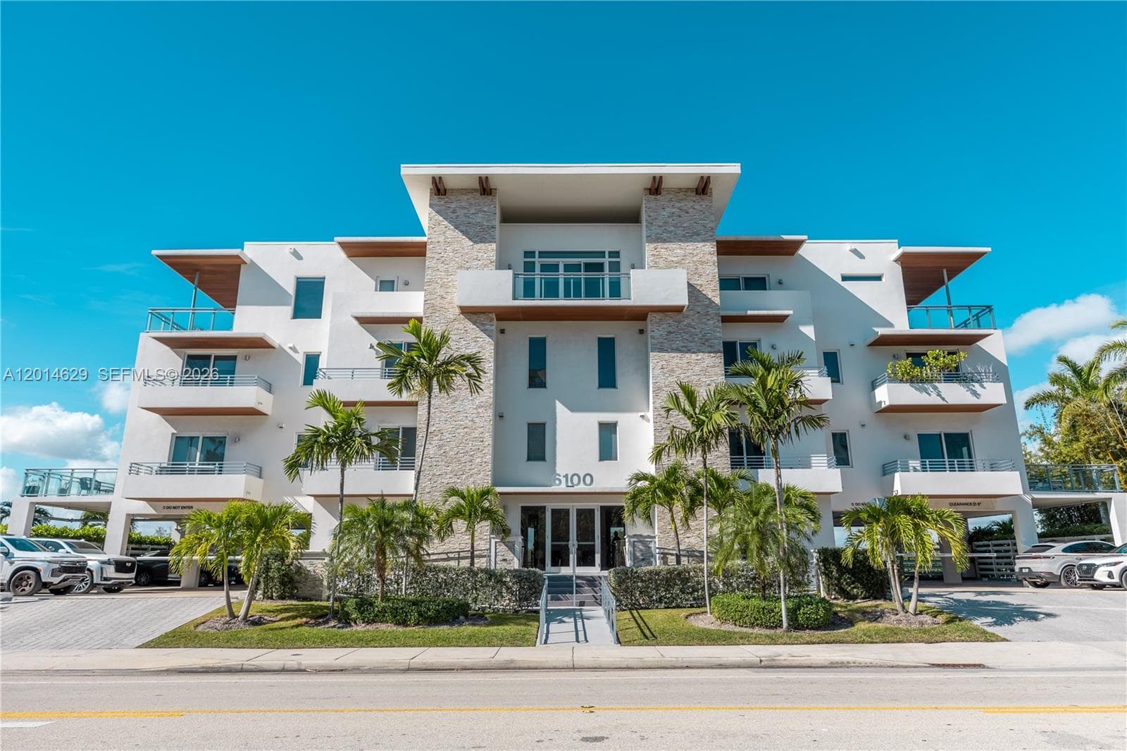 6100 Ocean Dr 3N photo 3