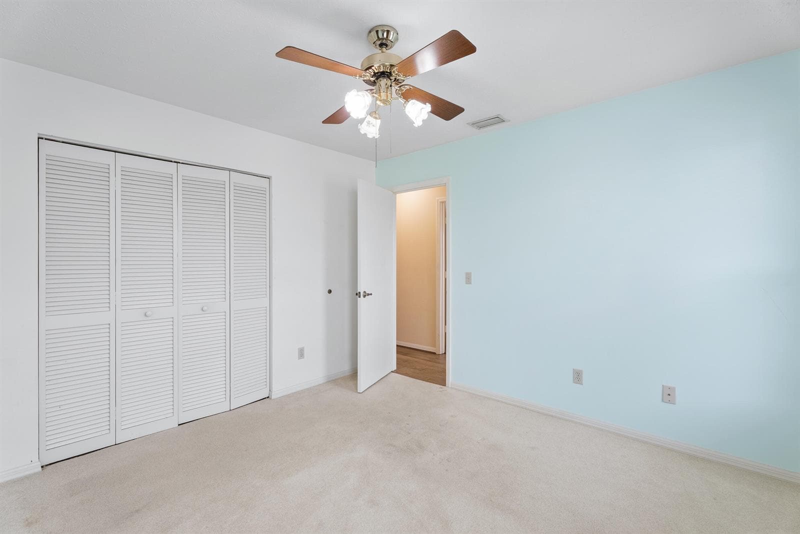 1078 SW Sultan Drive photo 17
