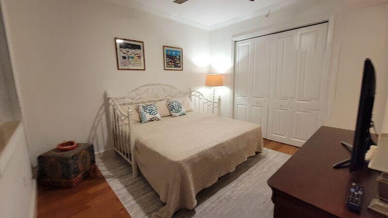 4445 El Mar Drive 303 photo 8