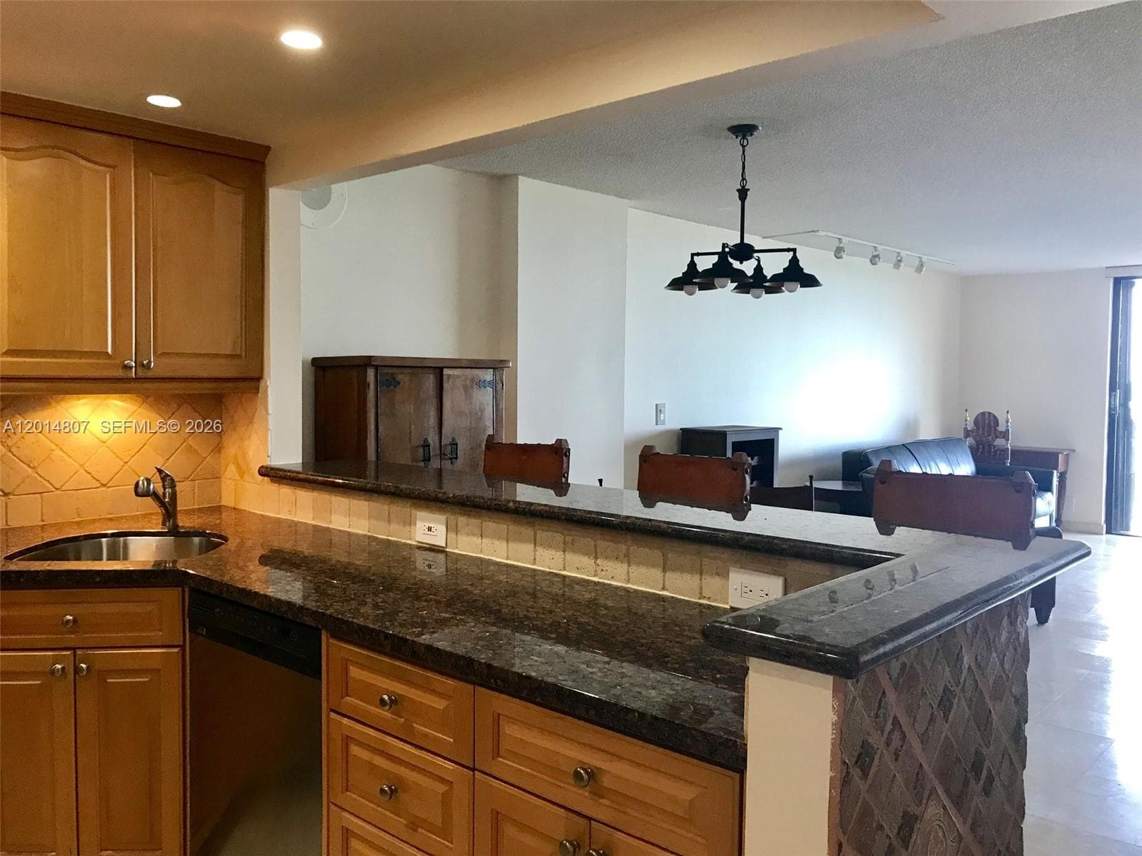 2625 Collins Ave 605 photo 8