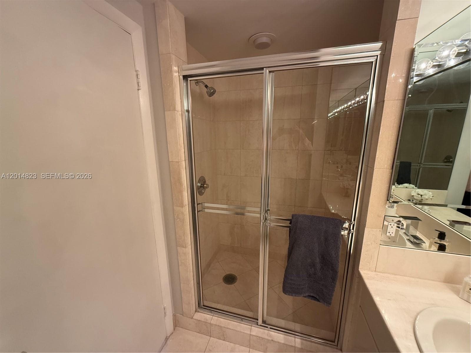 2000 Island Blvd 1603 photo 25