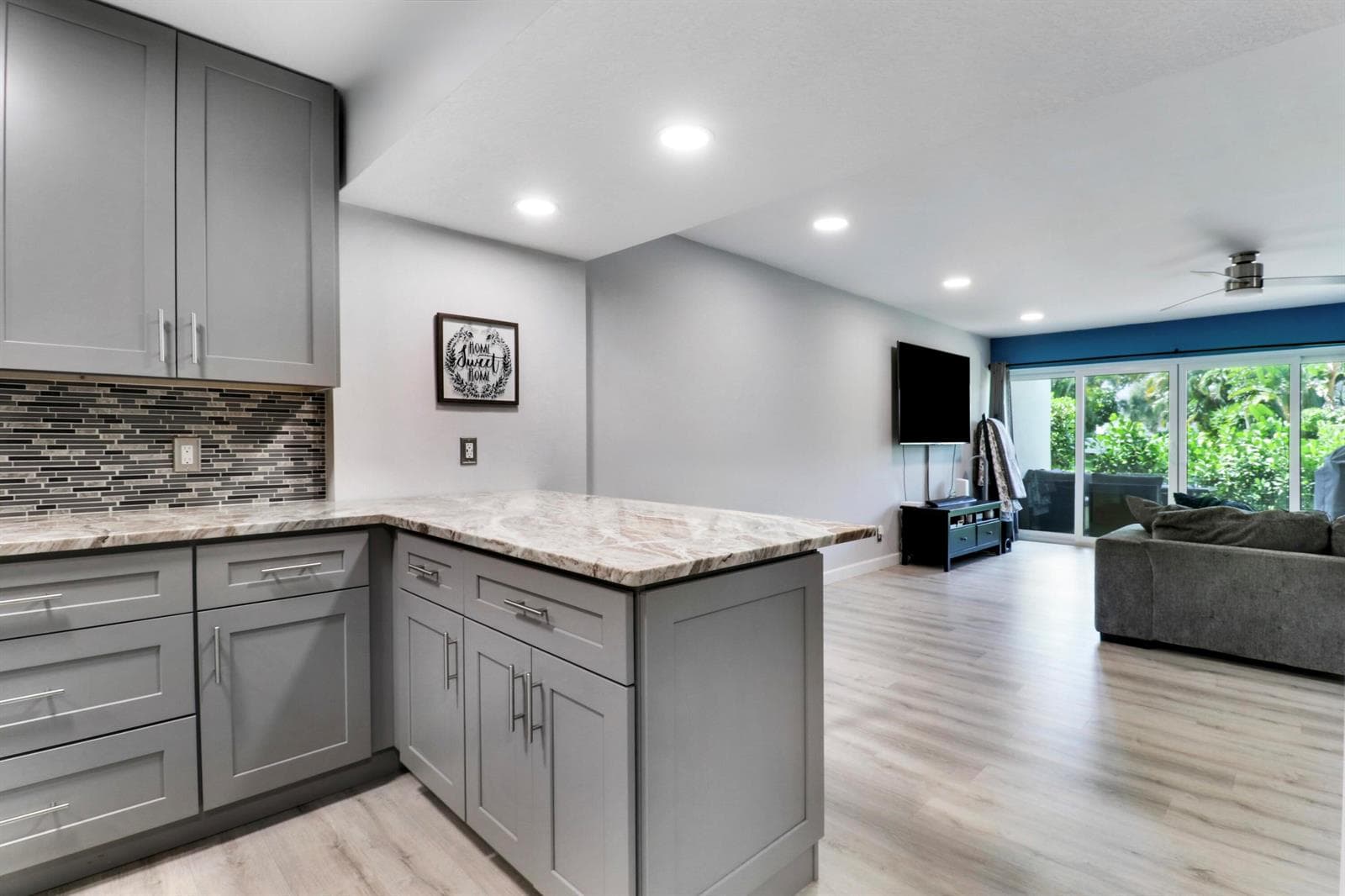 384 Golfview Road D photo 15