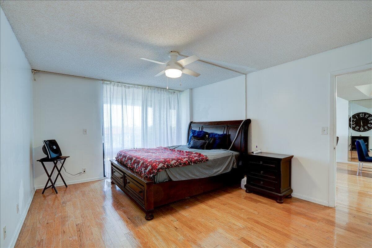 7030 Half Moon Circle 515 photo 23