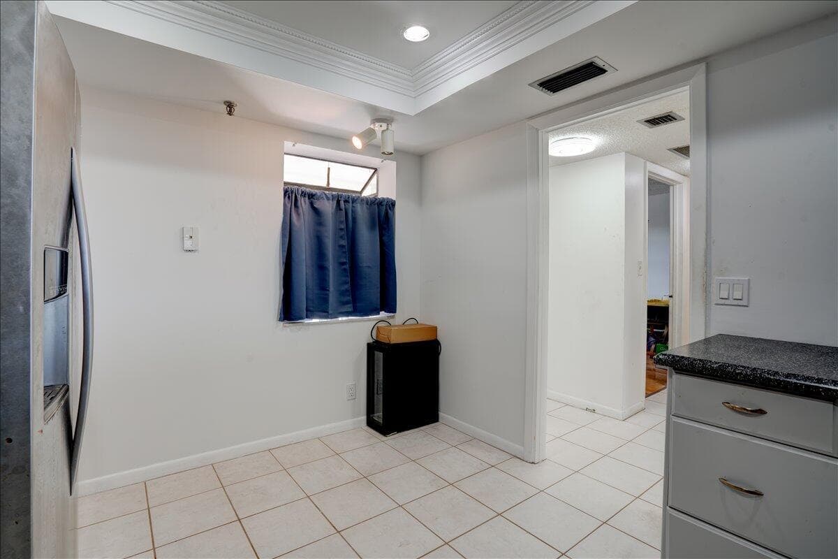 7030 Half Moon Circle 515 photo 13