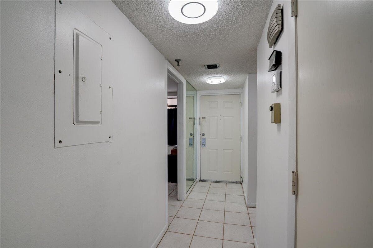 7030 Half Moon Circle 515 photo 7
