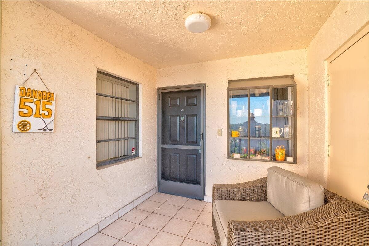 7030 Half Moon Circle 515 photo 5