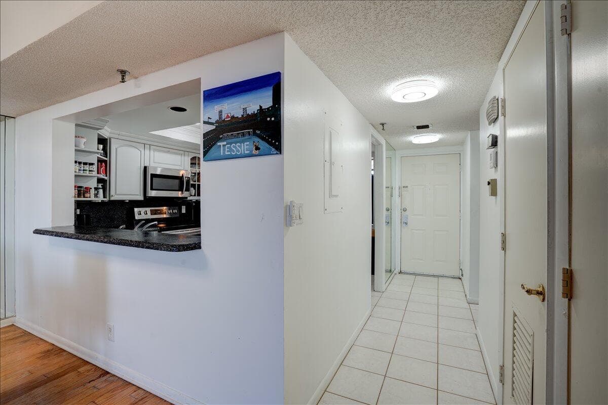 7030 Half Moon Circle 515 photo 14