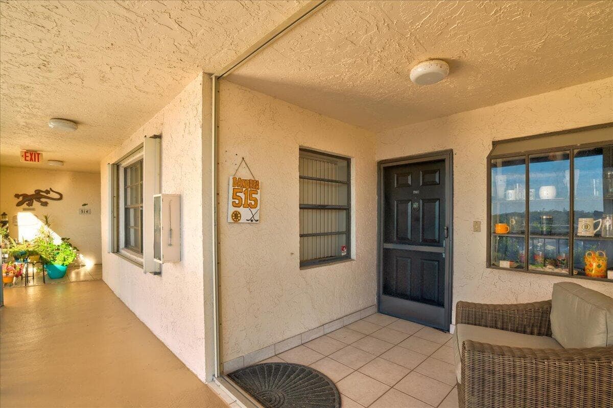 7030 Half Moon Circle 515 photo 4