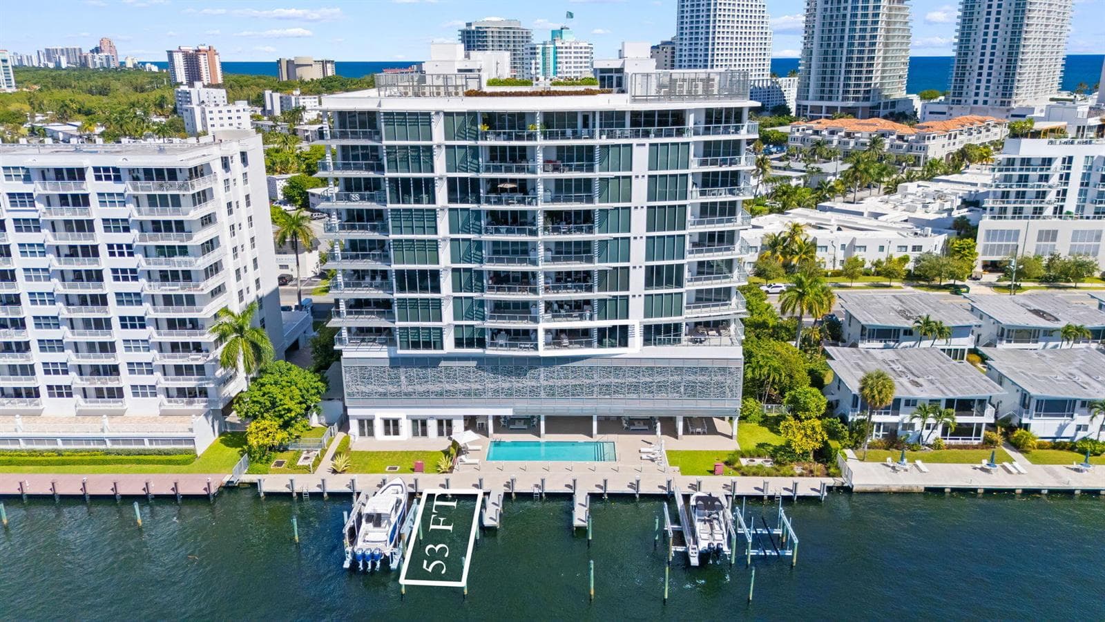 435 Bayshore Drive 302 photo 5