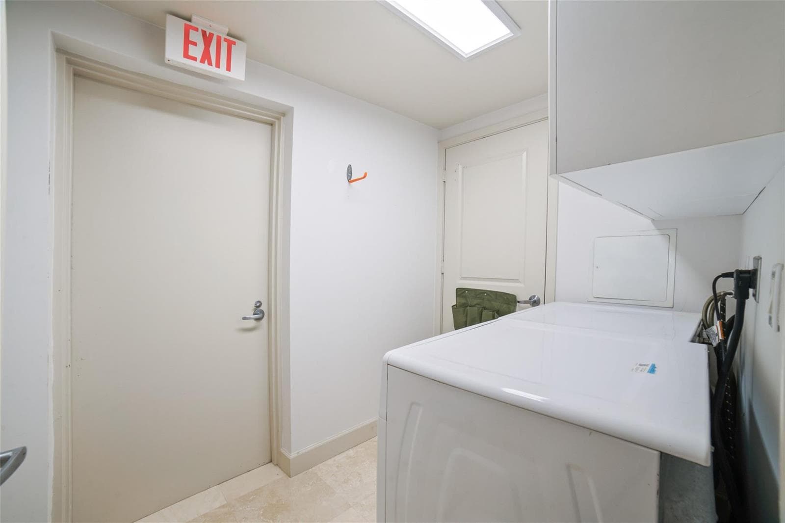 3101 S Ocean Drive 401 photo 16