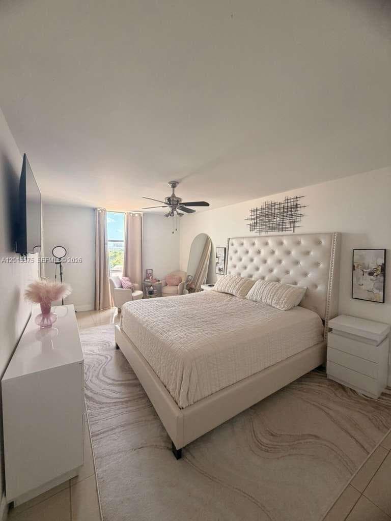 13499 Biscayne Blvd 906 photo 16