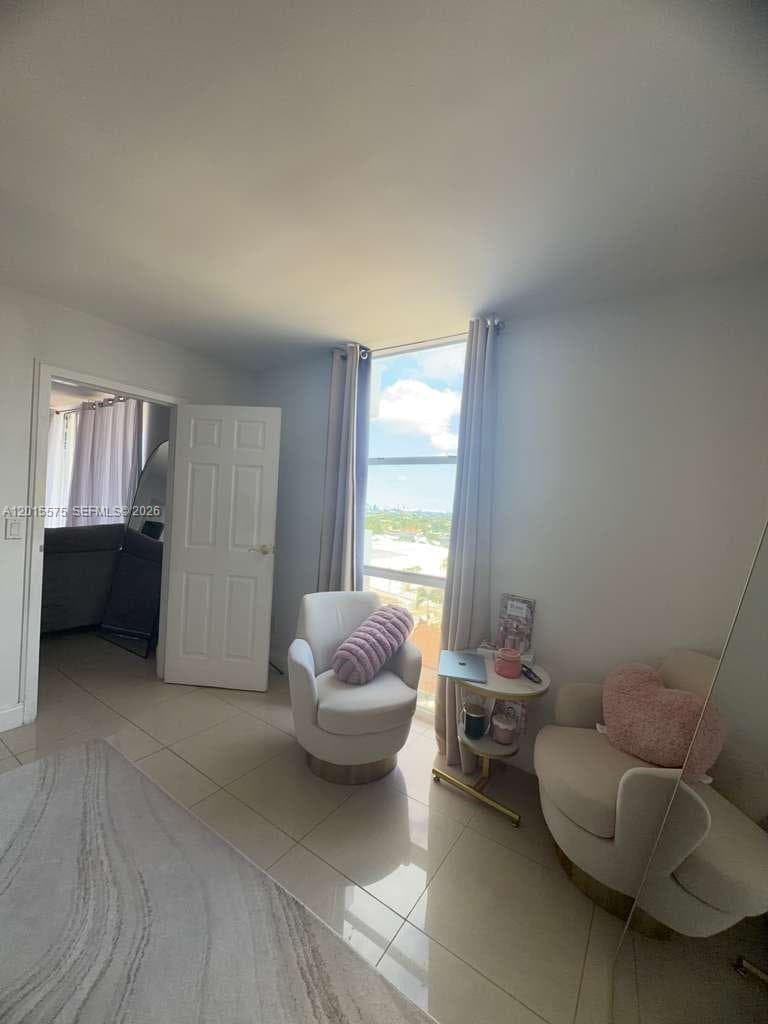 13499 Biscayne Blvd 906 photo 15