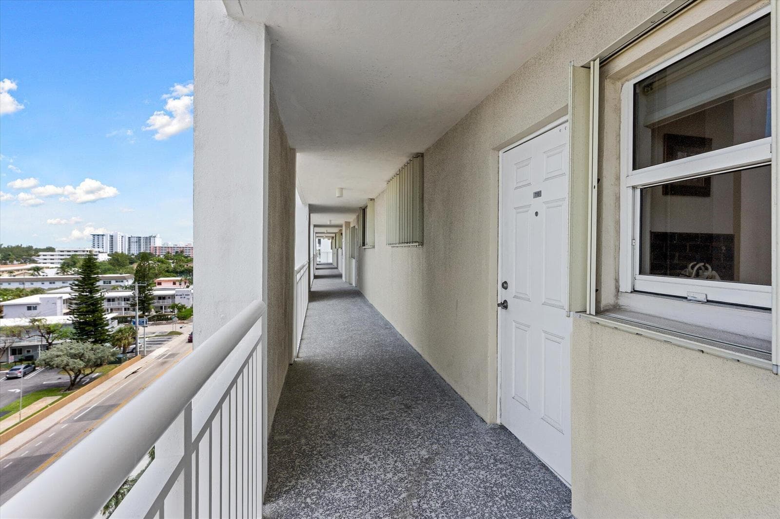 750 N Ocean Boulevard 710 photo 25