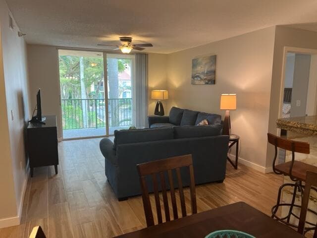 160 Yacht Club 206 Way 206 photo 5
