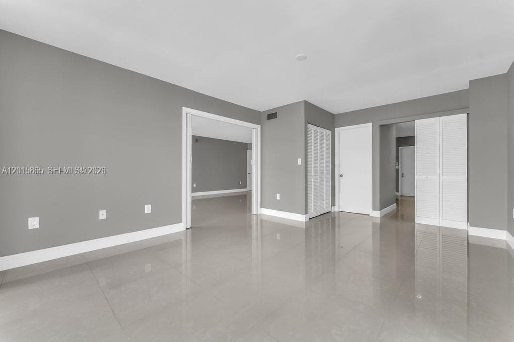 3100 NE 48th St 318 photo 25
