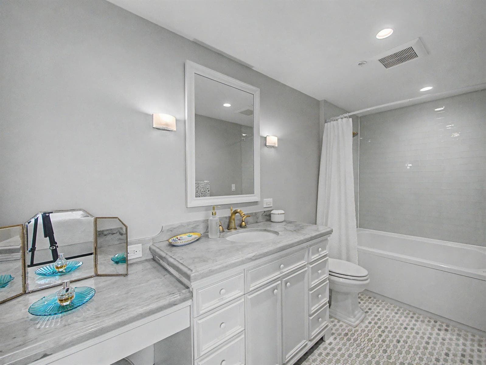 806 E Windward Way Unit 308 photo 10