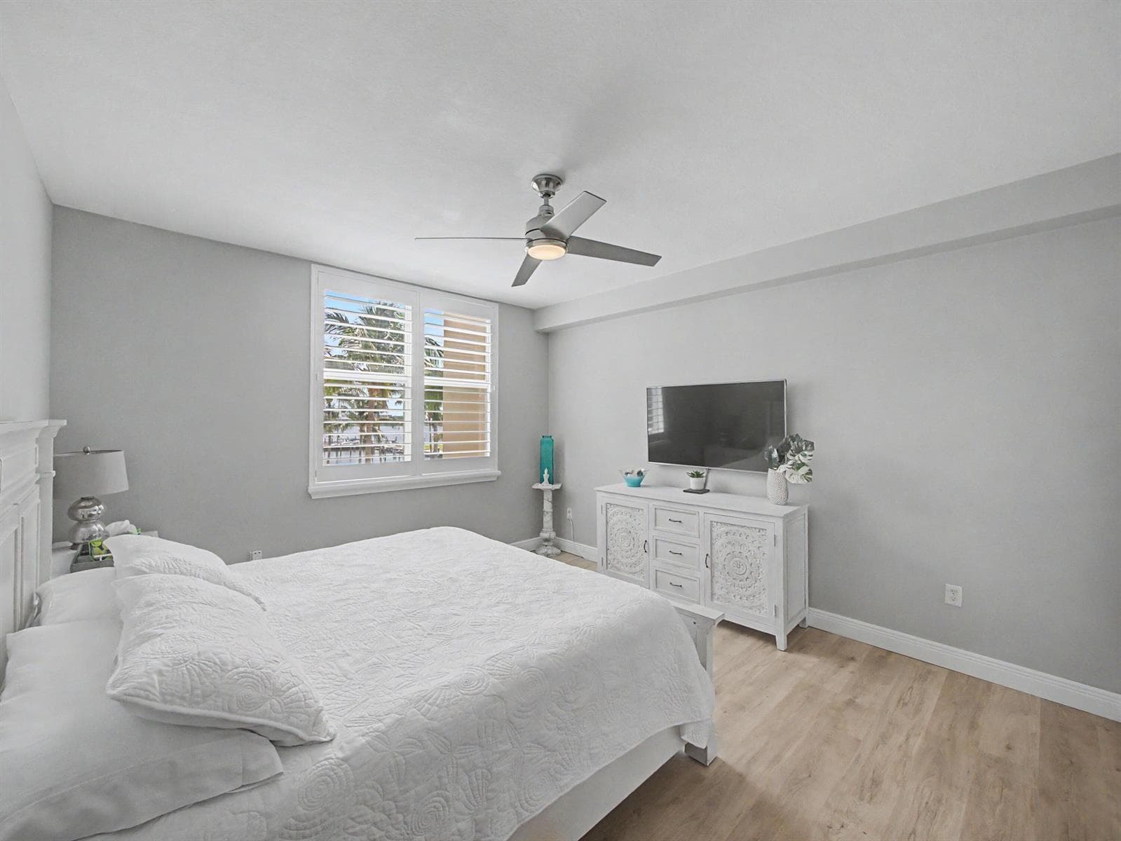 806 E Windward Way Unit 308 photo 8