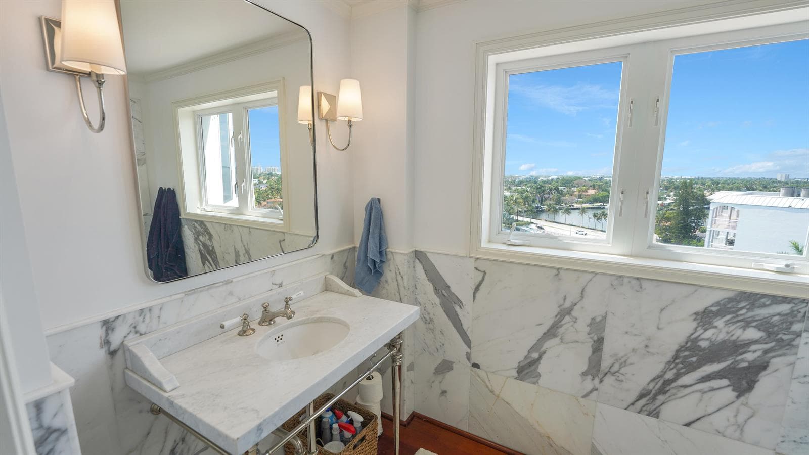 333 Sunset Drive 708 photo 18