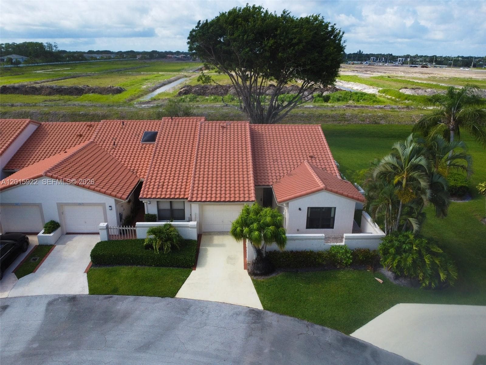 20013 Mona Cir photo 1