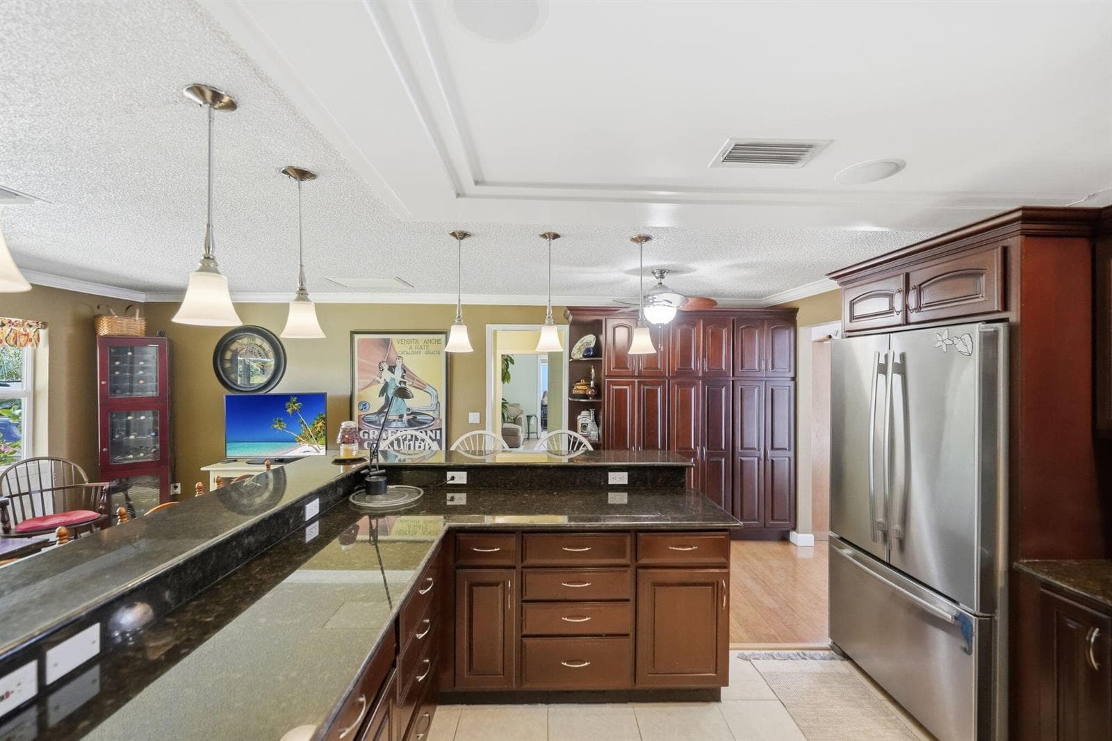 108 Carlisle Lane photo 14