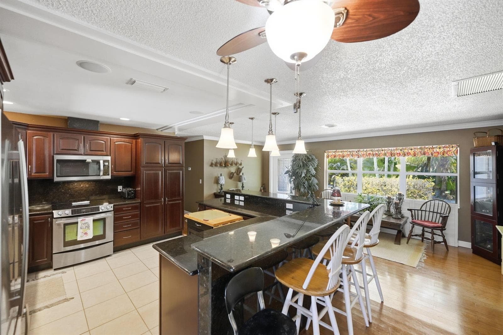 108 Carlisle Lane photo 15