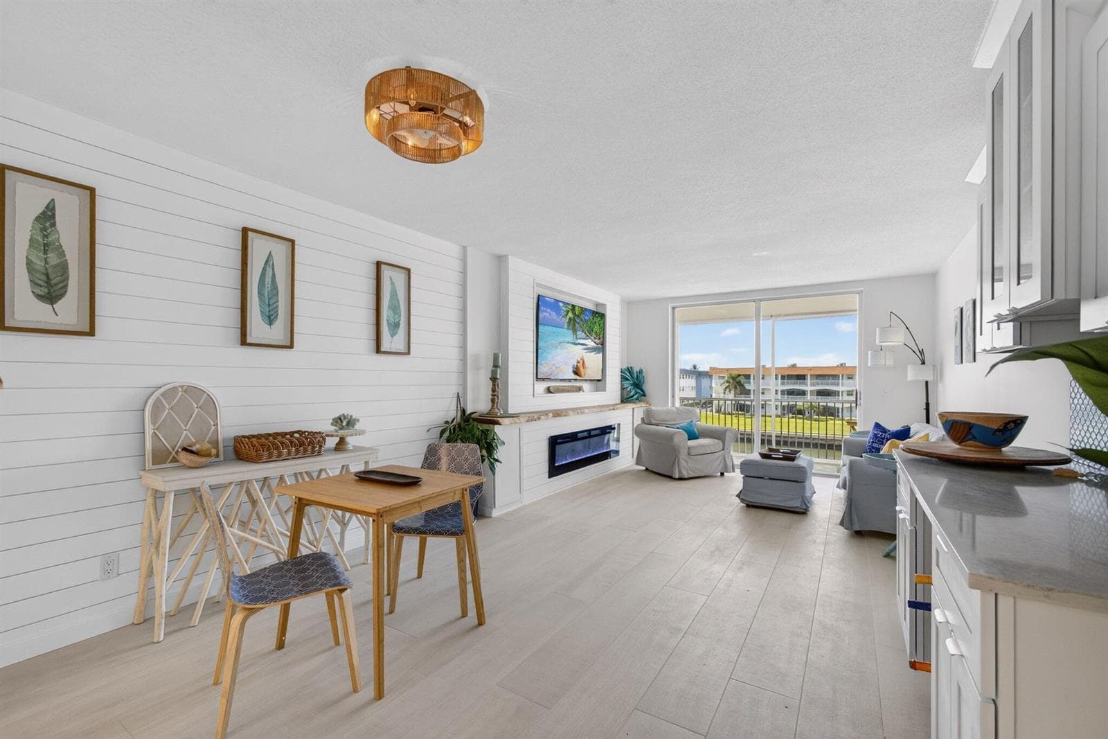 100 Paradise Harbour Boulevard 307 photo 13